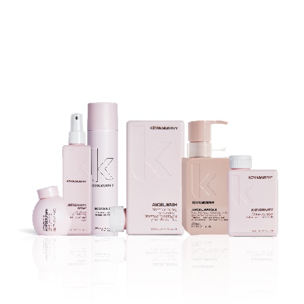 Bodegón de productos capilares para volumen de Kevin Murphy Volume